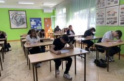 Foto 3: w oczekiwaniu na rozpoczęcie testu